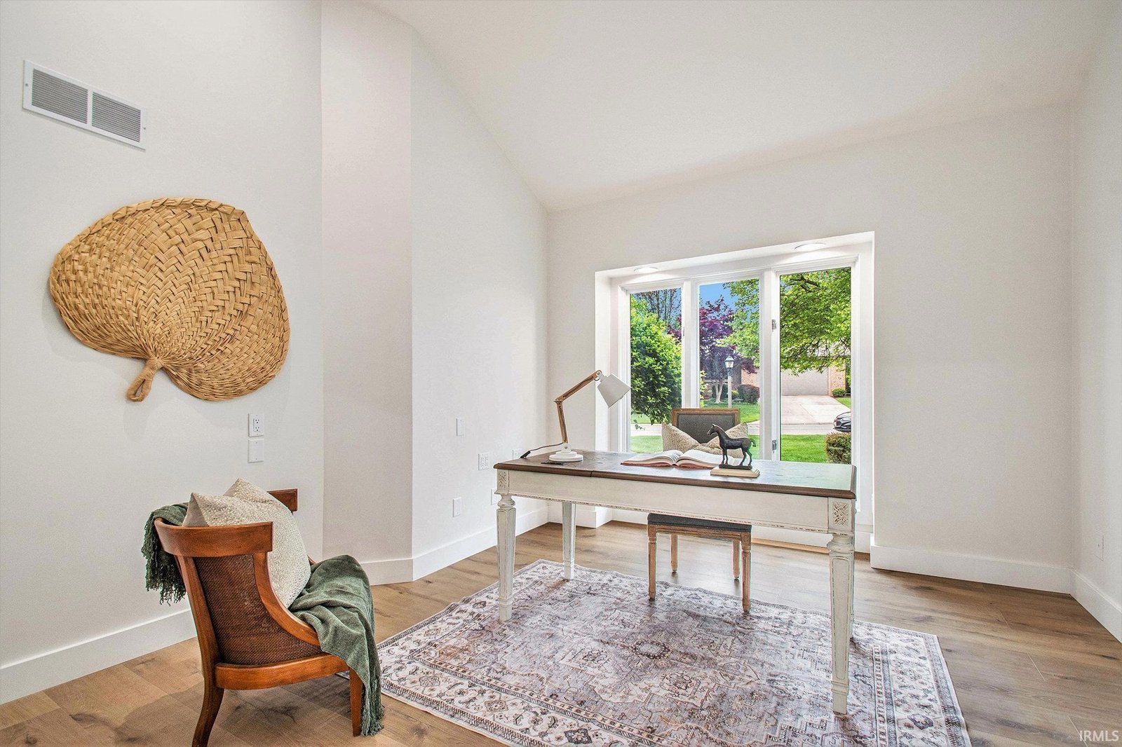 16166 Candlewycke Ct, Granger, IN 46530